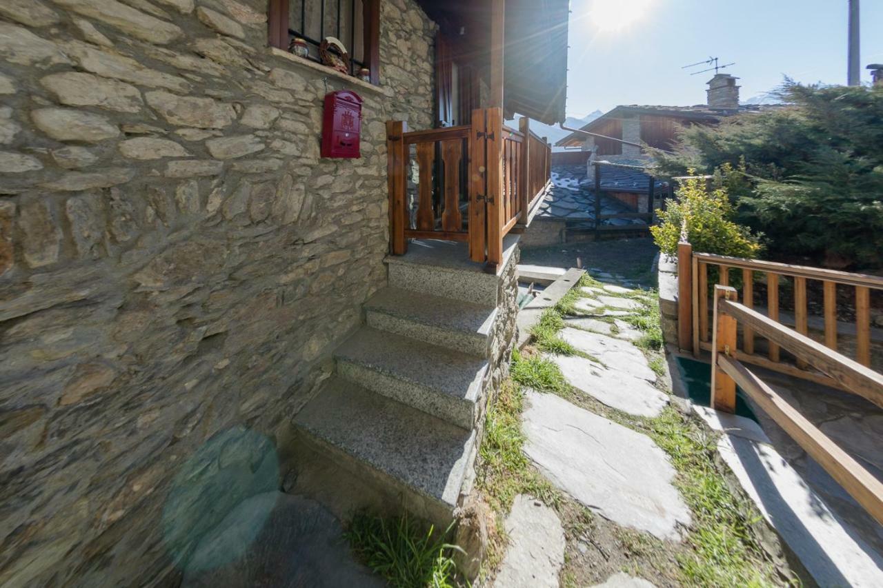 Maison Bellevue - Locazione Turistica Breve Apartment Aosta Exterior photo